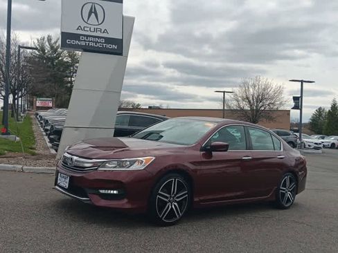 Used 2016 Honda Accord Sport image 1