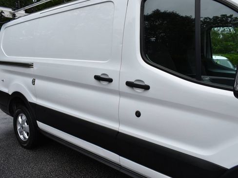 Used 2019 Ford Transit 250 130 Low Roof RWD image 28