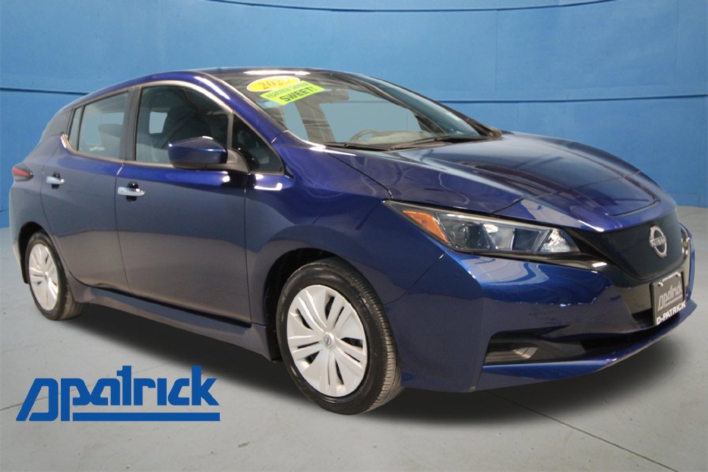 Used 2025 Nissan Leaf S FWD image 1