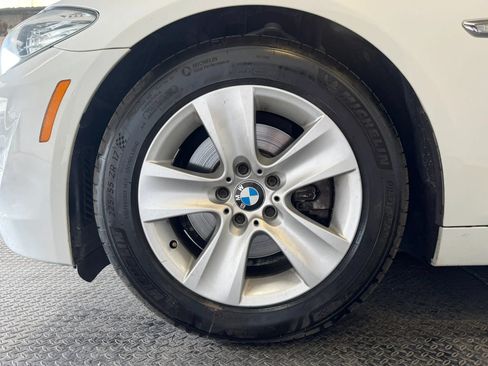 Used 2011 BMW 528i Sedan RWD image 26