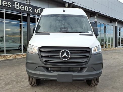 New 2026 Mercedes-Benz Sprinter 2500 image 8