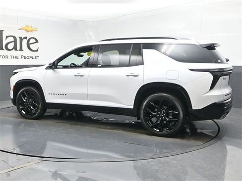 Used 2024 Chevrolet Traverse RS w/ LPO, Floor Liner Package image 52
