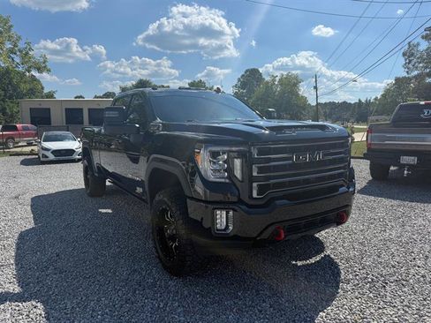 Used 2020 GMC Sierra 2500 AT4 w/ AT4 Premium Package AWD/4WD image 11