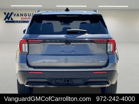 Used 2025 Ford Explorer ST-Line AWD/4WD image 8