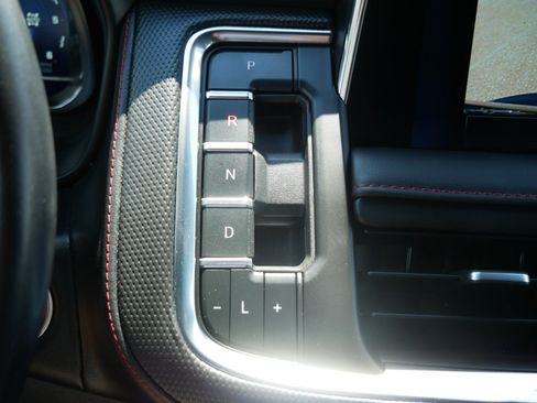 Used 2023 Chevrolet Tahoe RST AWD/4WD image 22