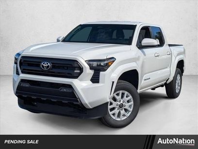 New 2025 Toyota Tacoma SR5