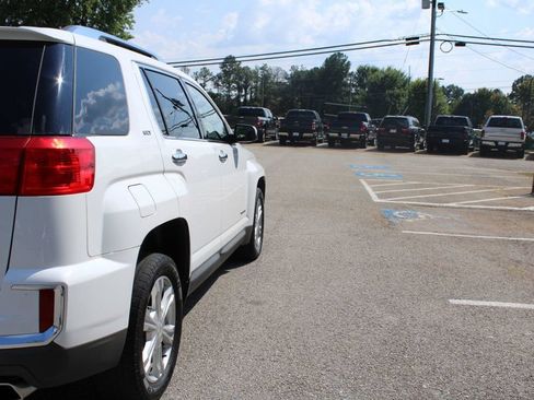 Used 2016 GMC Terrain SLT FWD image 32
