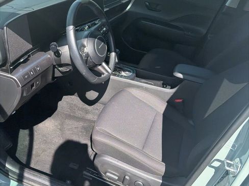 Used 2025 Hyundai Kona SEL image 8