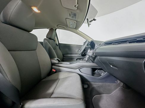 Used 2020 Honda HR-V LX image 29