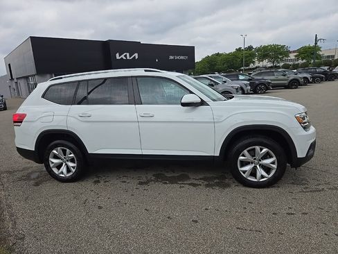 Used 2019 Volkswagen Atlas SE w/ Towing Package AWD/4WD image 2