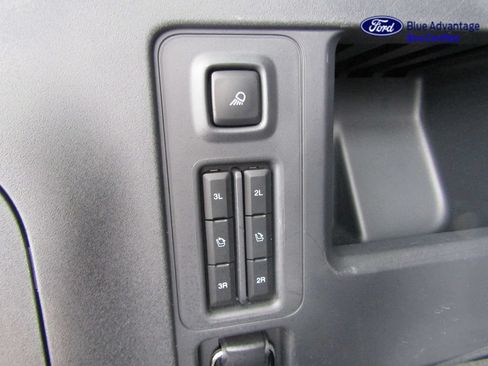 Certified 2025 Ford Expedition Platinum AWD/4WD image 35