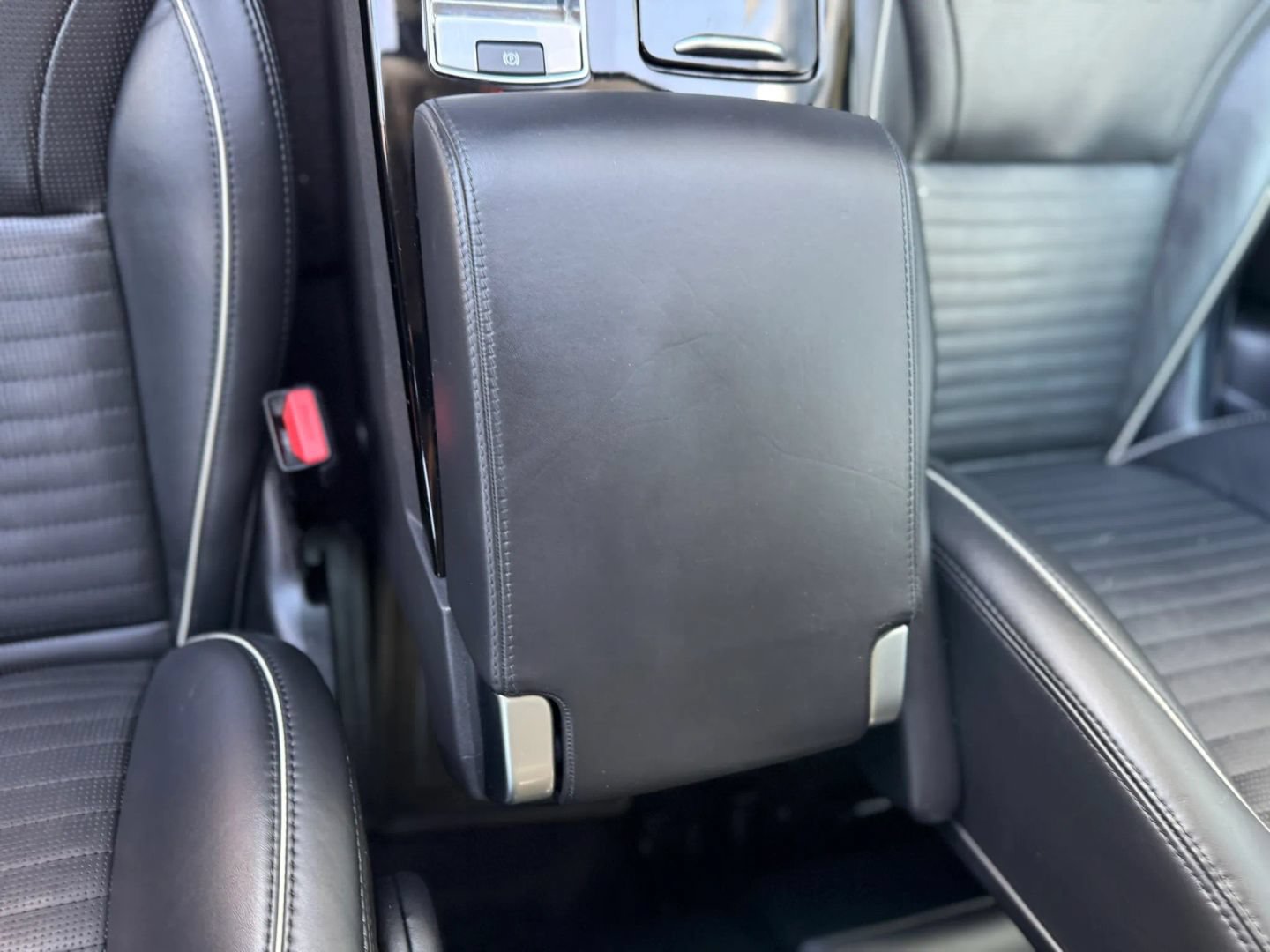 Used 2018 Land Rover Discovery HSE Luxury AWD/4WD image 20