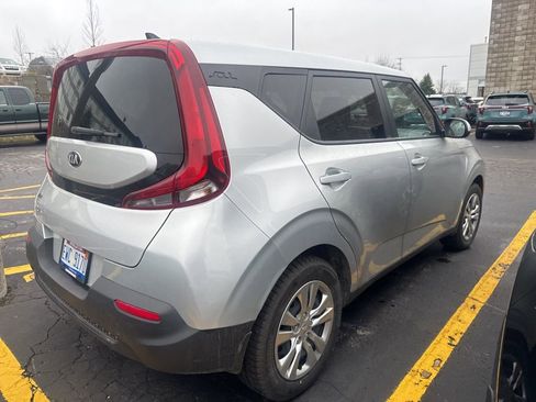 Used 2020 Kia Soul LX FWD image 10