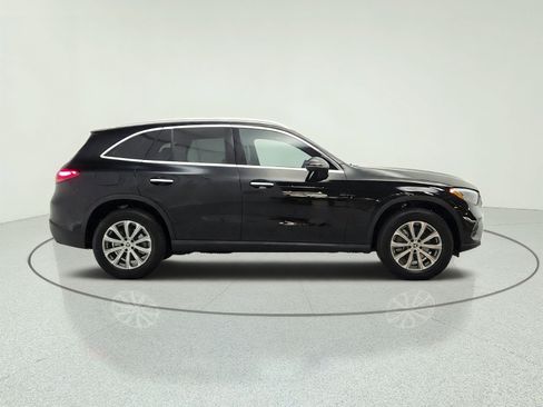 Certified 2026 Mercedes-Benz GLC 300 image 4