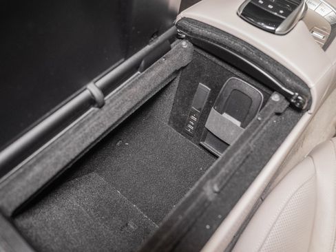 Used 2015 Mercedes-Benz S 550 4MATIC Sedan image 48