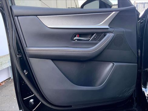 Certified 2024 MAZDA CX-90 Plug-In Hybrid w/ Preferred image 21