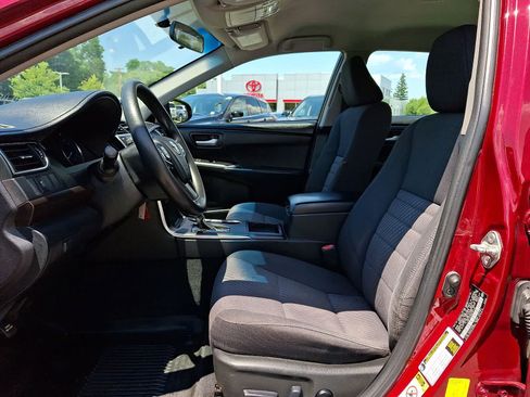 Used 2017 Toyota Camry LE FWD image 15