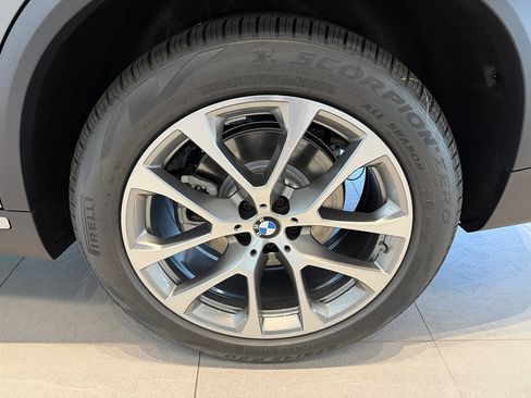 New 2026 BMW X5 xDrive40i AWD/4WD image 7