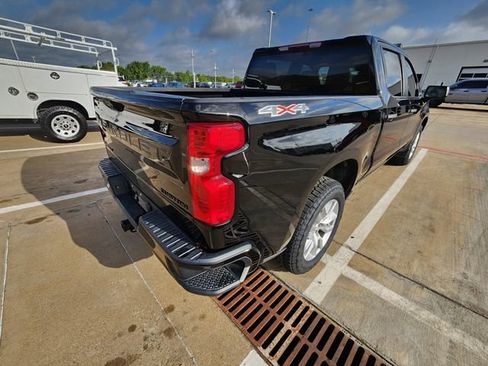 Used 2023 Chevrolet Silverado 1500 Custom w/ LPO, Dark Essentials Package AWD/4WD image 4