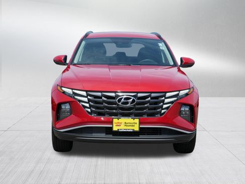Certified 2022 Hyundai Tucson SEL w/ Winter Package AWD/4WD image 2