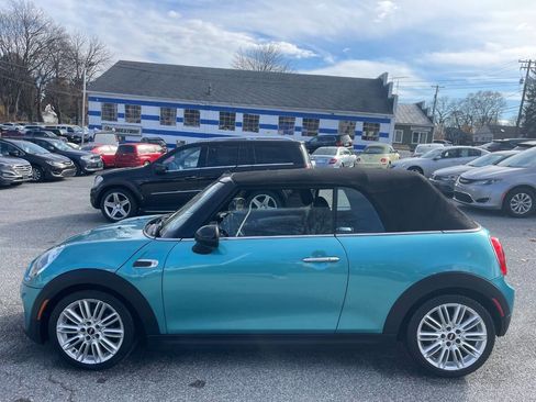 Used 2016 MINI Cooper Convertible image 3