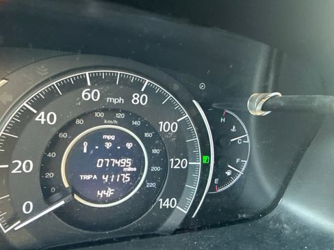 Used 2014 Honda CR-V LX image 11