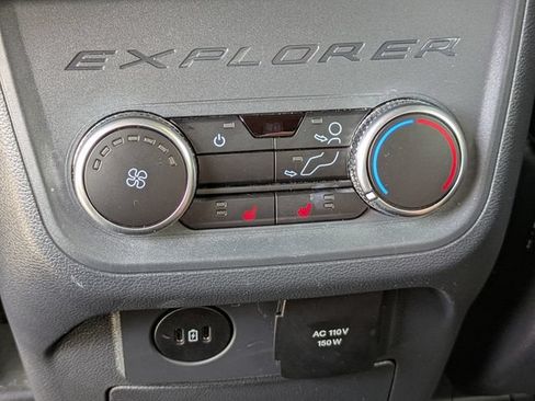 Used 2025 Ford Explorer ST AWD/4WD image 17