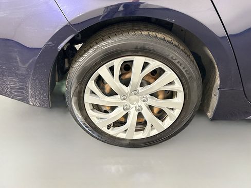 Used 2023 Toyota Corolla LE image 32