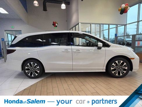 New 2026 Honda Odyssey Elite image 8
