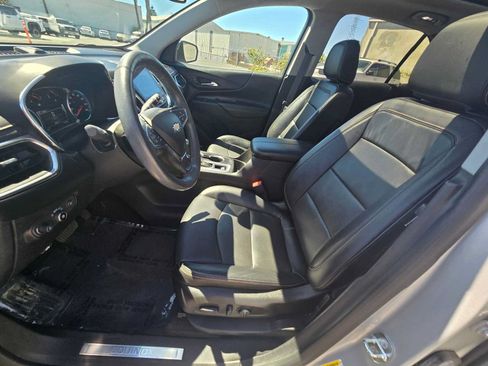 Used 2018 Chevrolet Equinox Premier AWD/4WD image 23