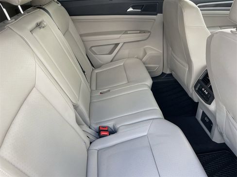 Used 2020 Volkswagen Atlas SEL image 12