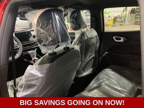 New 2026 Jeep Compass Latitude image 24