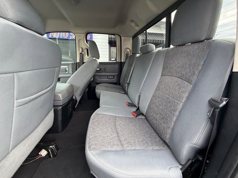 Used 2017 RAM 1500 Classic SLT image 21