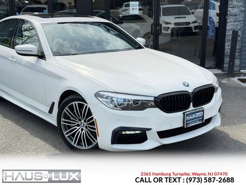 Used 2020 BMW 540i xDrive w/ M Sport Package image 3