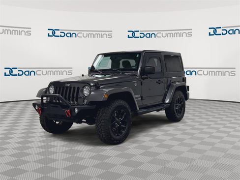 Used 2018 Jeep Wrangler Sport image 4