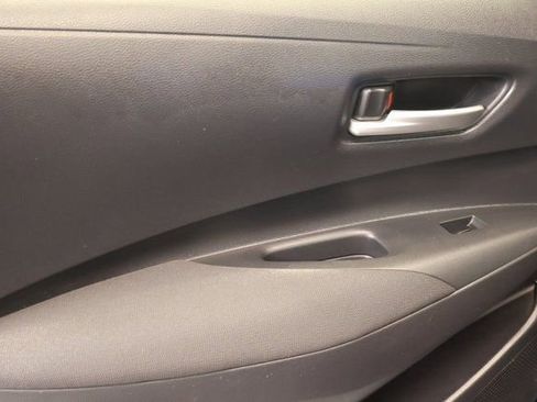 Used 2020 Toyota Corolla LE image 26