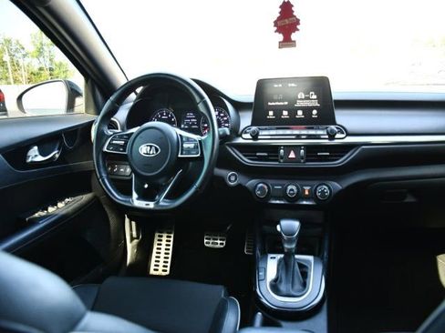 Used 2021 Kia Forte GT-Line w/ GT-Line Premium Package FWD image 16
