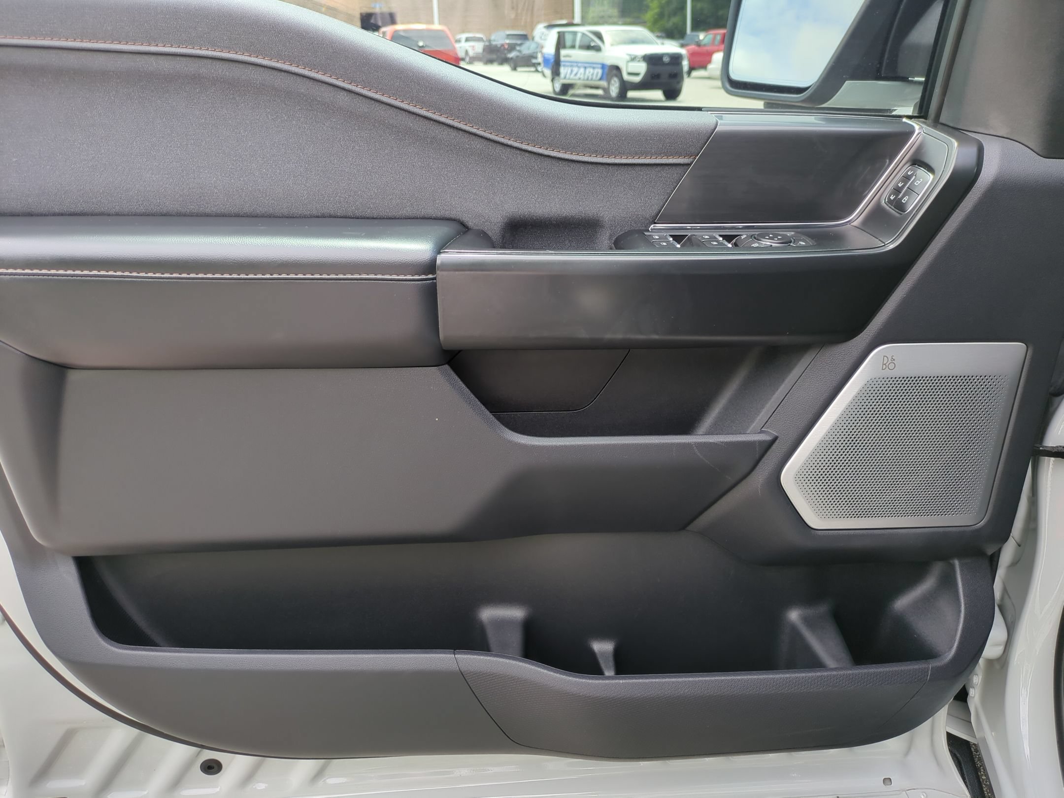 Used 2023 Ford F150 Raptor AWD/4WD image 13
