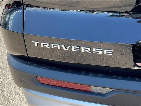 New 2026 Chevrolet Traverse LT w/ Driver Confidence Package FWD image 11