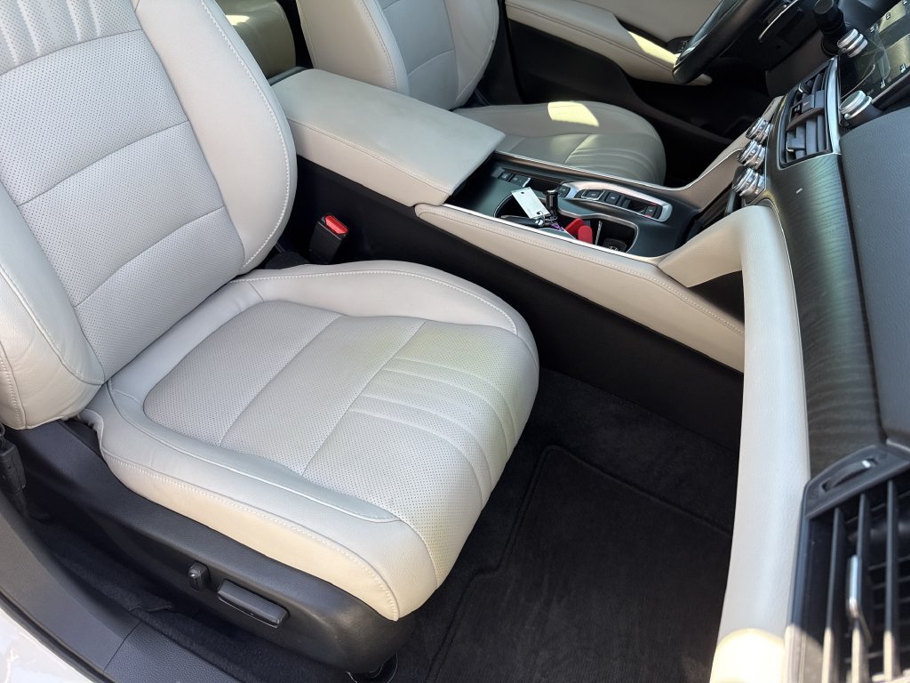 Used 2020 Honda Accord Touring image 33