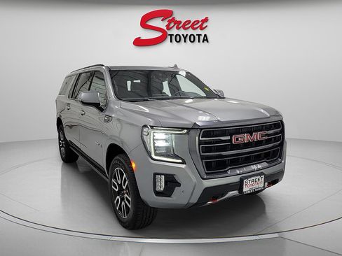 Used 2023 GMC Yukon XL AT4 AWD/4WD image 5