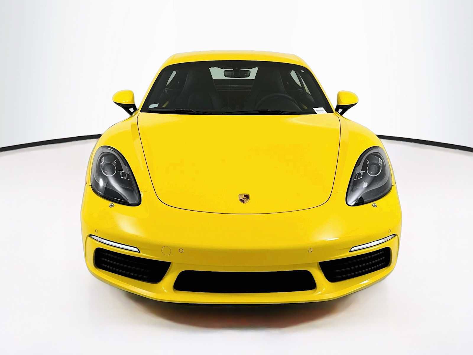 Certified 2023 Porsche 718 Cayman RWD image 6