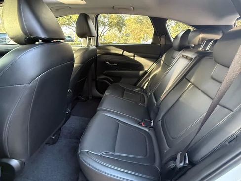 Used 2025 Hyundai Tucson SEL image 14