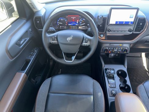 Used 2023 Ford Bronco Sport Outer Banks image 11