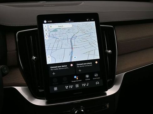 New 2026 Volvo XC90 B6 Plus w/ Protection Package Premier image 15