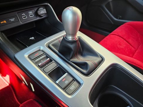 Used 2025 Honda Civic Type R image 33