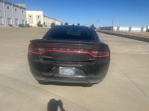 Used 2016 Dodge Charger SXT w/ Navigation & Travel Group image 6