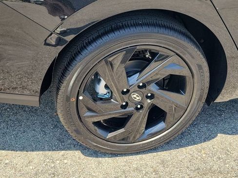 New 2026 Hyundai Elantra Sport FWD image 28