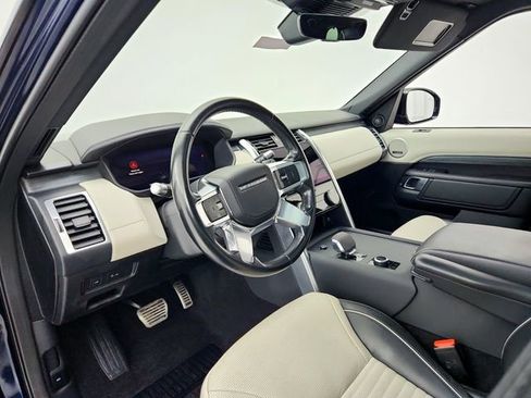 Certified 2022 Land Rover Discovery HSE R-Dynamic image 16