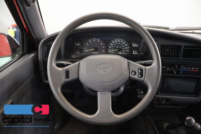 Used 1992 Toyota Pickup Deluxe AWD/4WD image 16